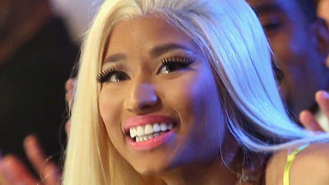 NICKI MINAJ SEALS DEAL.jpg